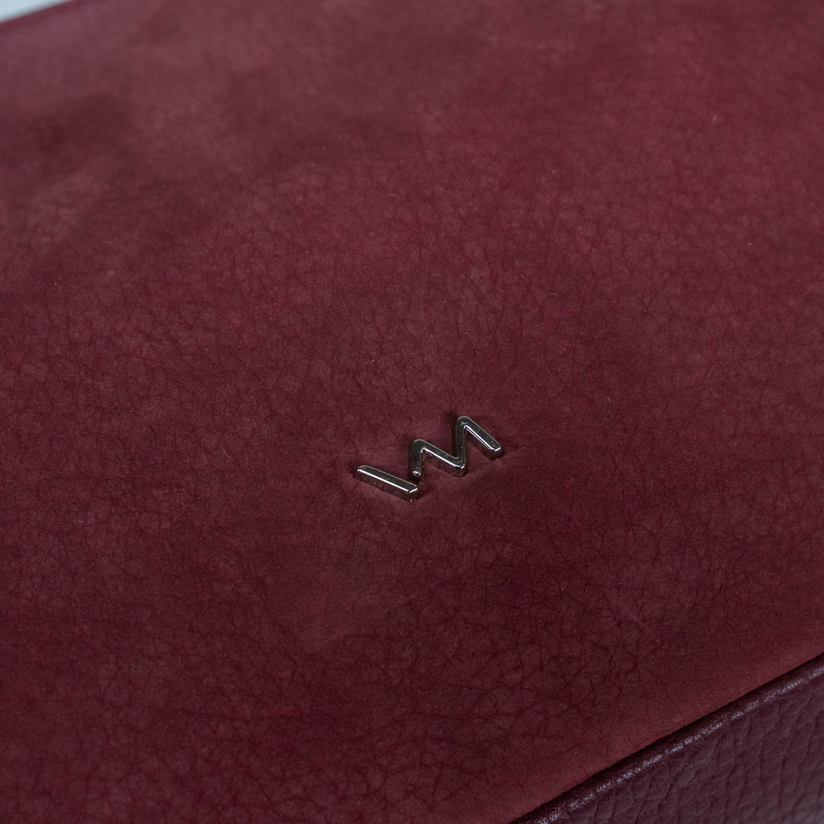 Women's Leather Shoulder Bag Valmio Bella - Burgundy