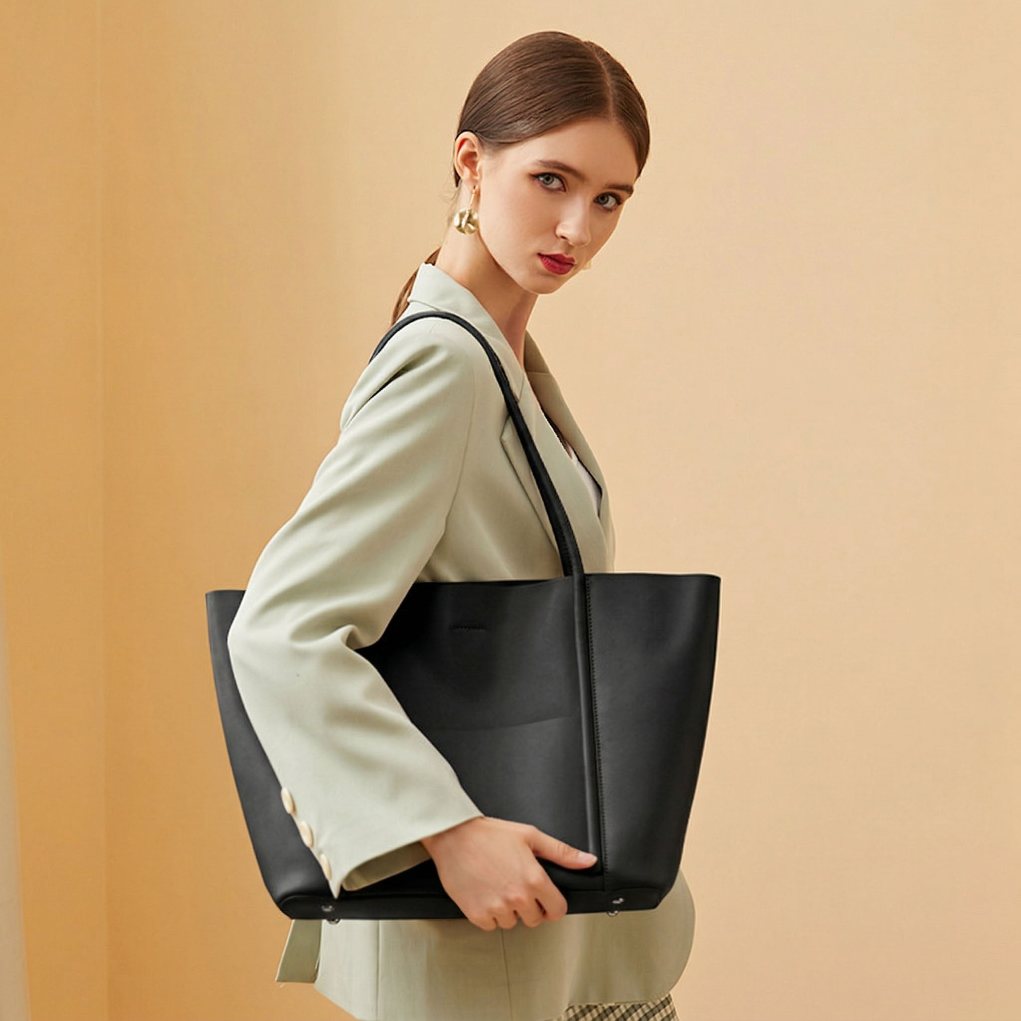 Valmio Monora Leder Damen Tasche - Schwarz