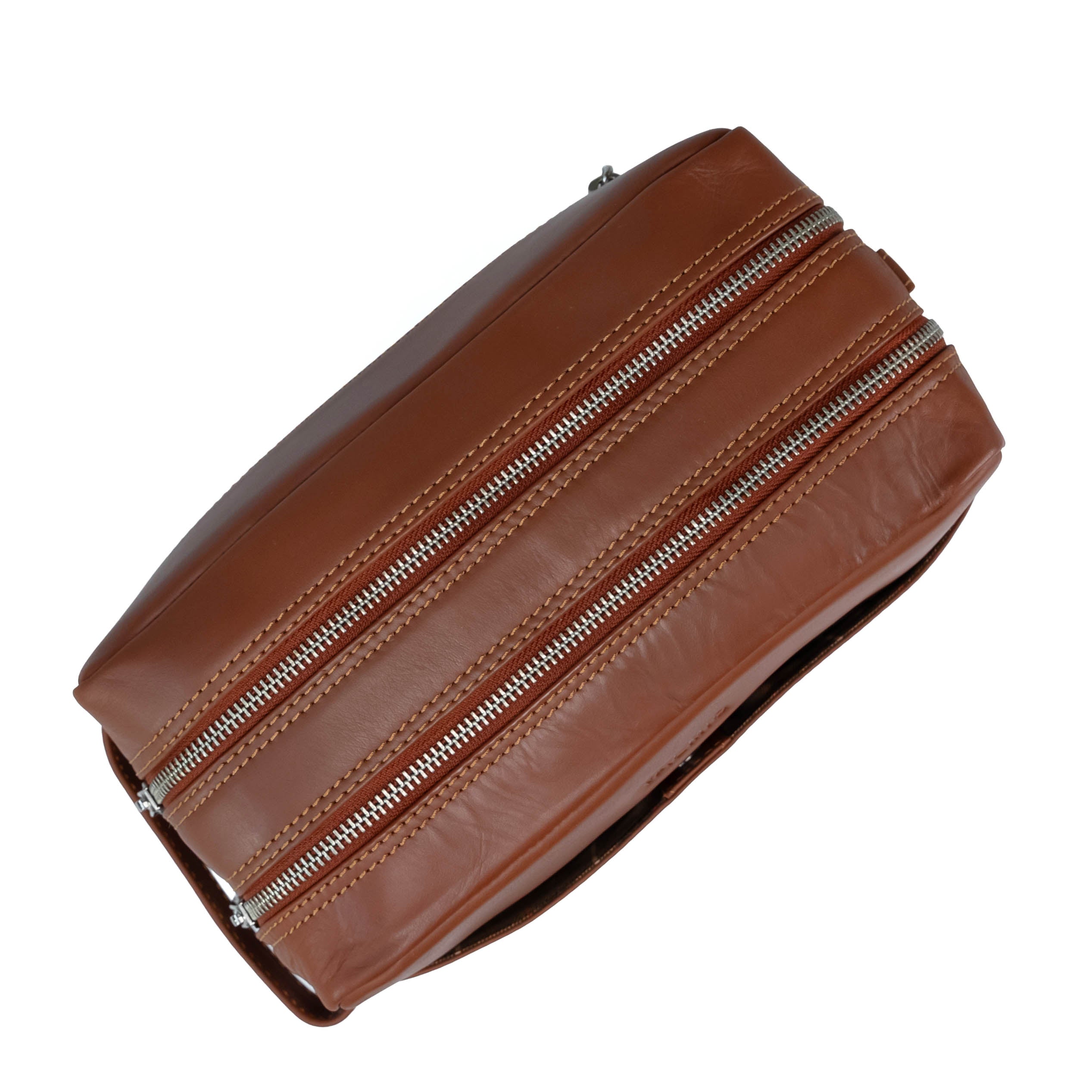 Valmio Trip CRAZY HORSE Leather Toiletry Bag