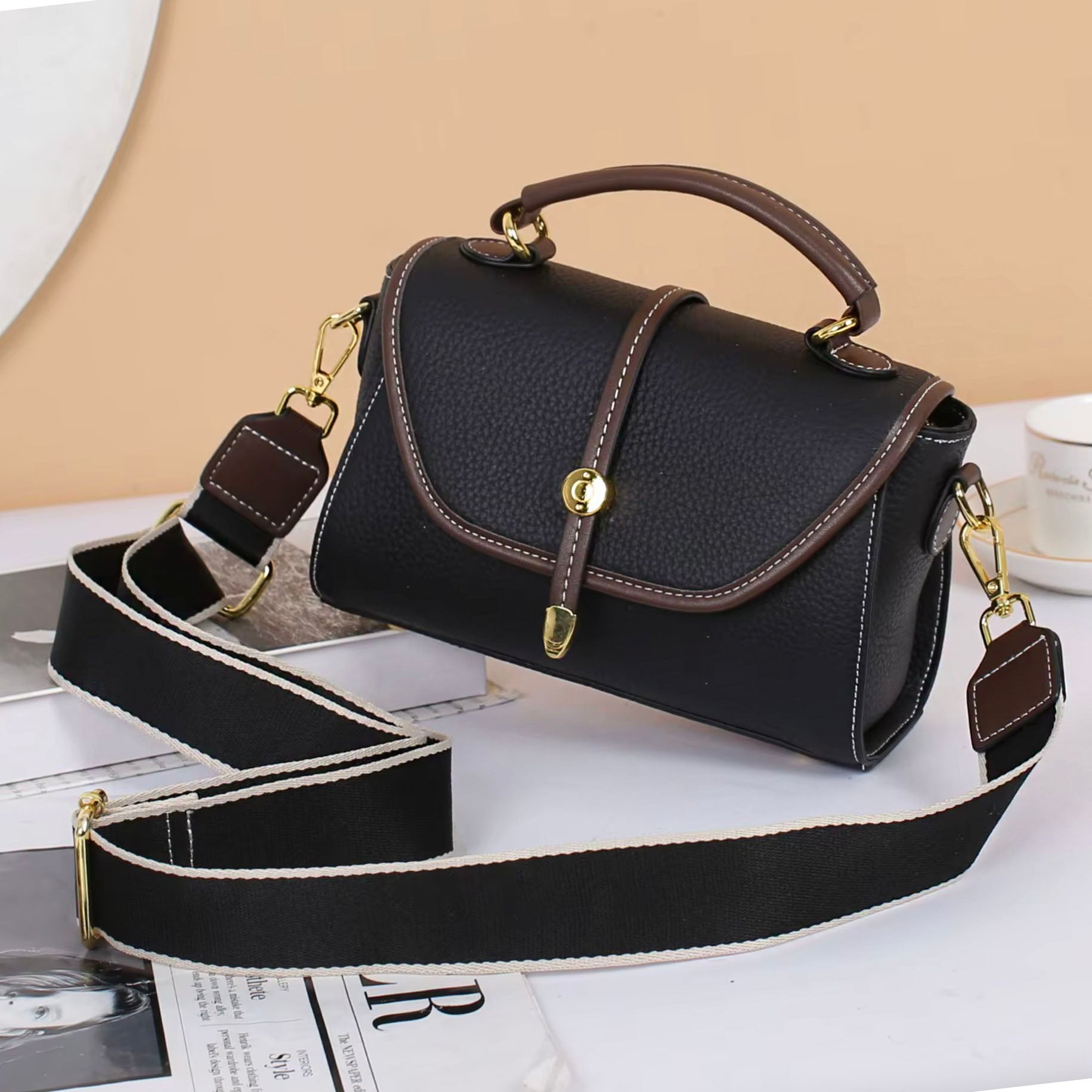 Valmio Galina Leather Women's Bag - Black
