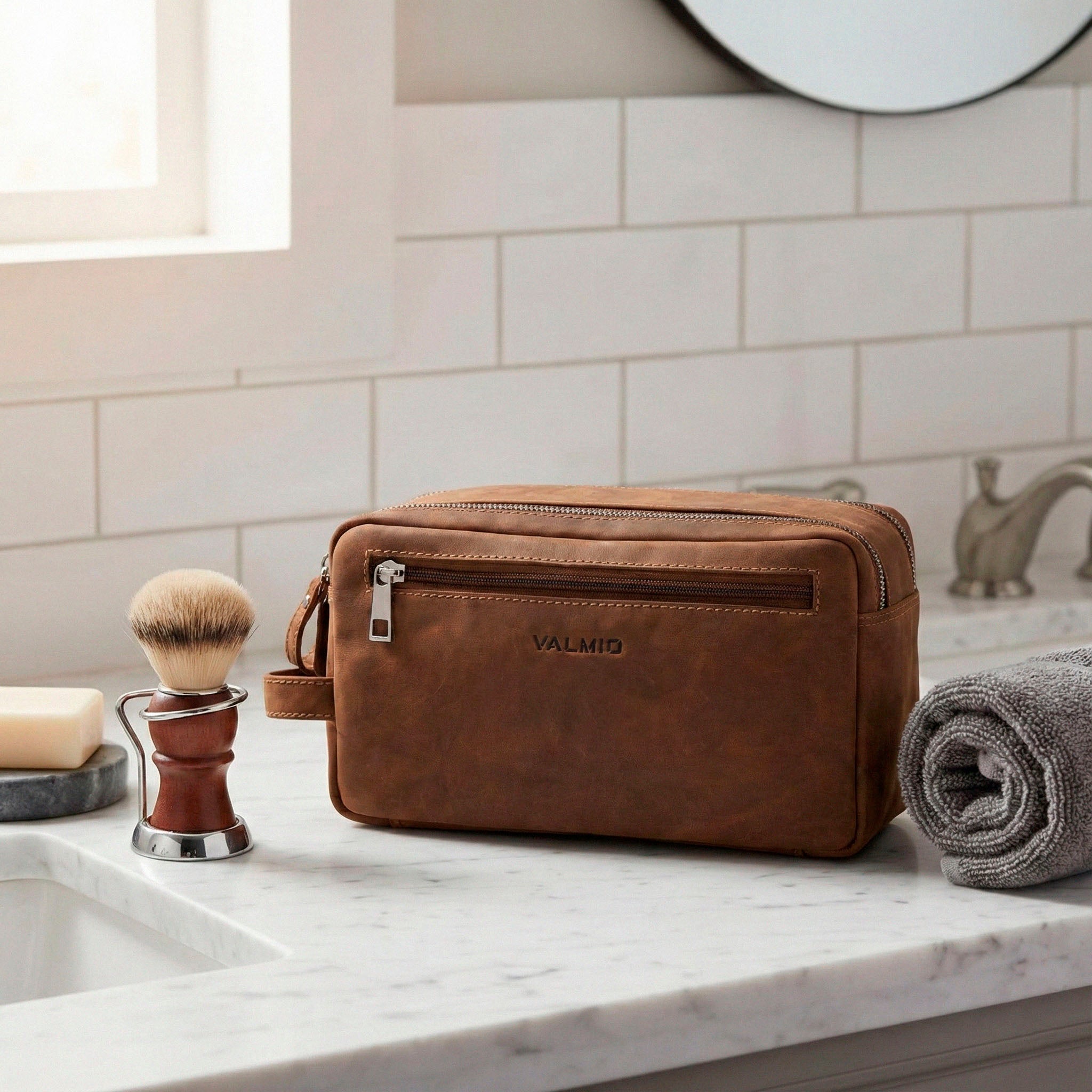 Braune Leder Kosmetiktasche Valmio Trip-1053