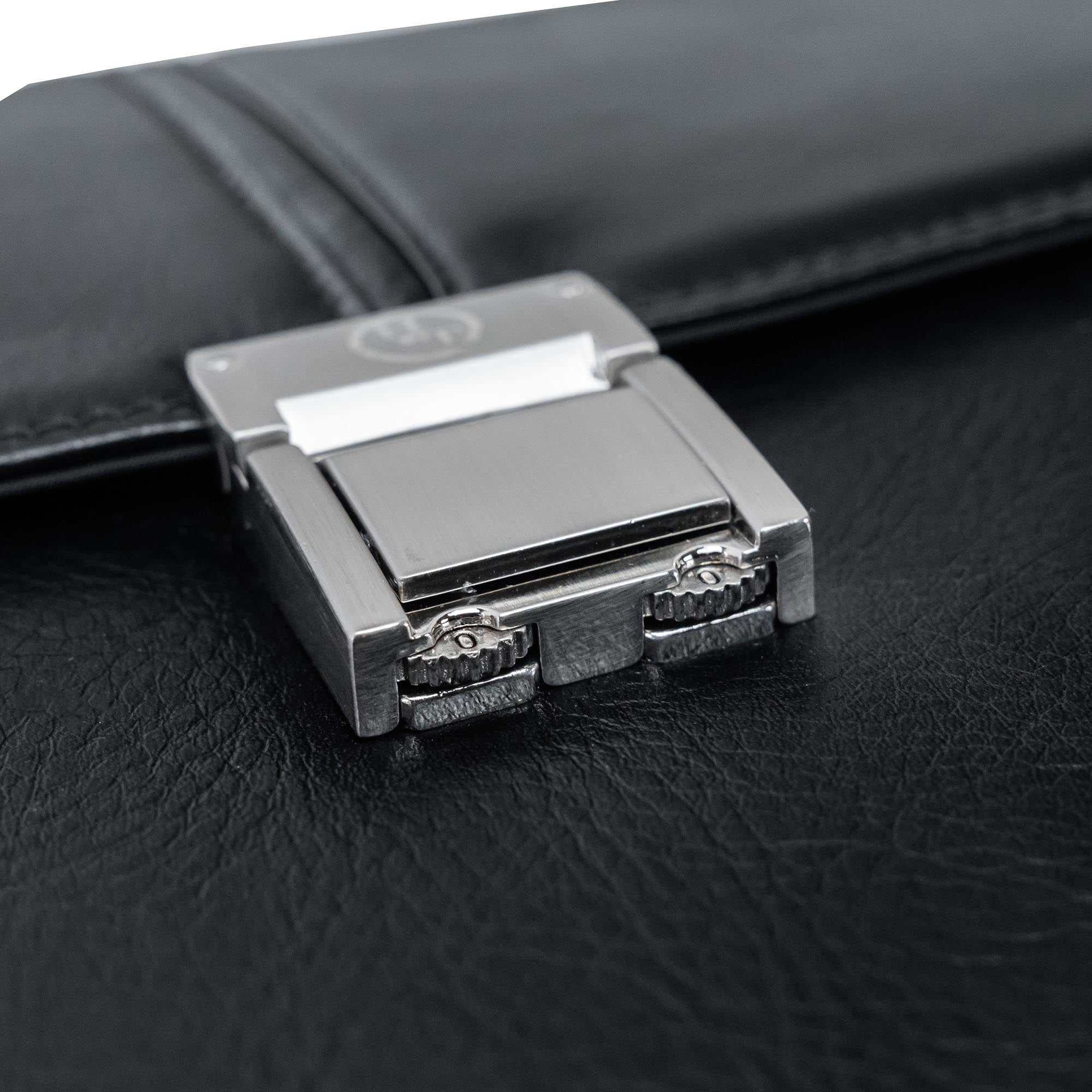 57e1c805e75cfa1f5a01a3a3c462e129