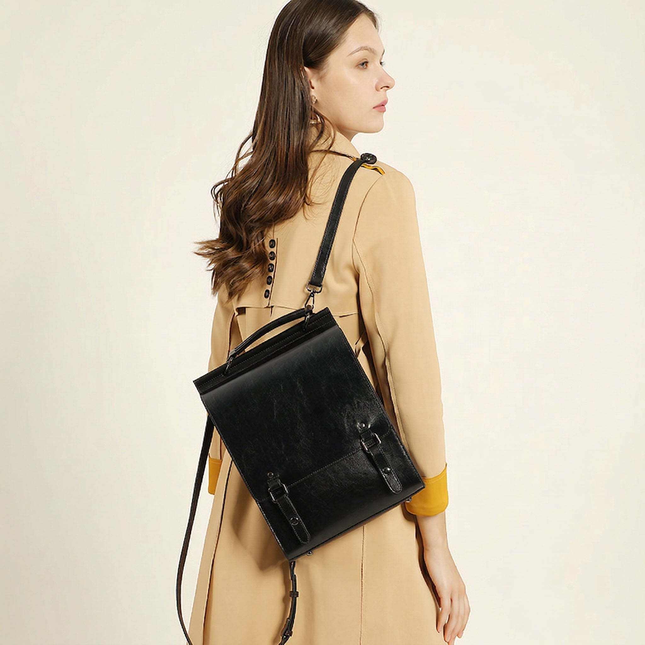 Valmio Tonora Leather Women's Backpack - Black