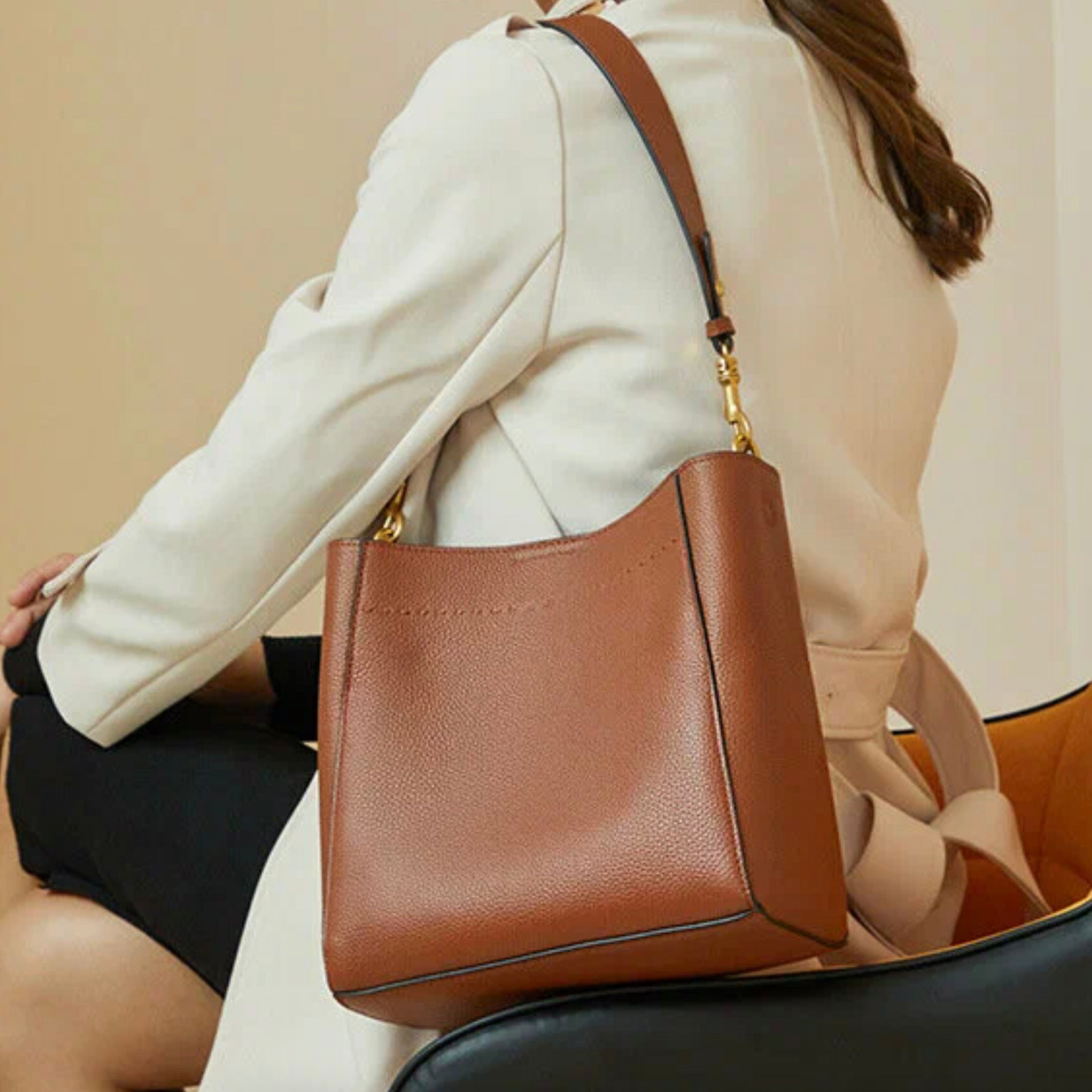 Valmio Relina Leather Women's Bag - Brown