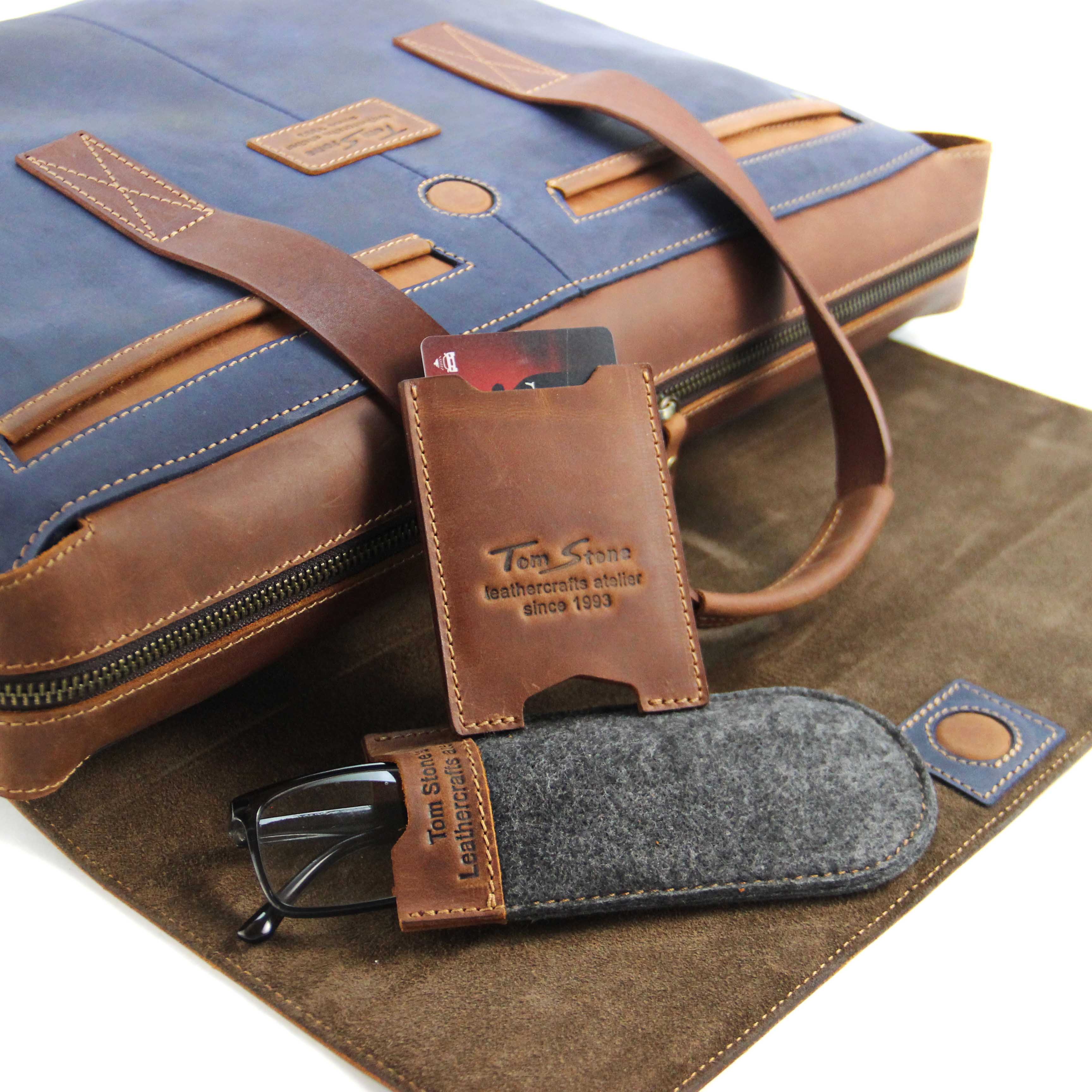 aada9d9423a0a47989d0a2d55dadc0d6